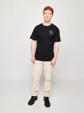 ABOUT YOU x StayKid T-shirt 'BLOCKSBERG' i svart