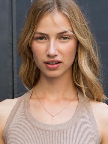 day berlin Necklace 'Cross fine' in Gold