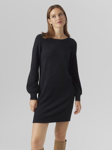 Robes en maille 'LEFILE' VERO MODA en noir : devant