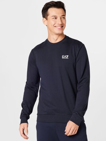 Sweat-shirt EA7 Emporio Armani en bleu : devant