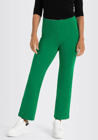 MAC Pants in Green: front