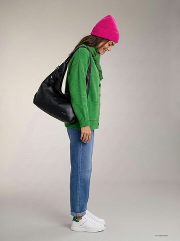 Emily & Noah Pouch 'Lari ' in Black: front