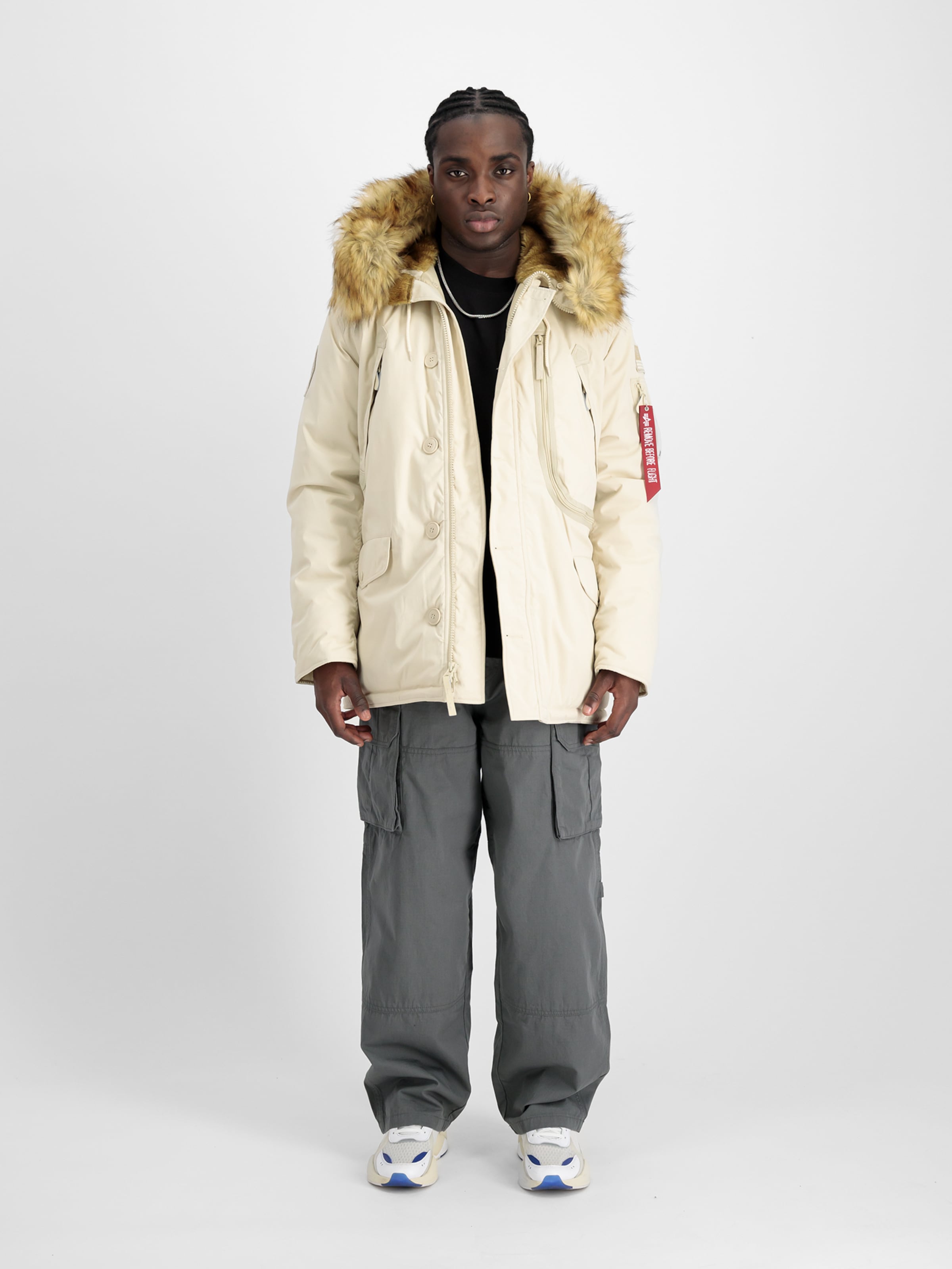 ALPHA INDUSTRIES Winter Jacket in Beige | ABOUT YOU