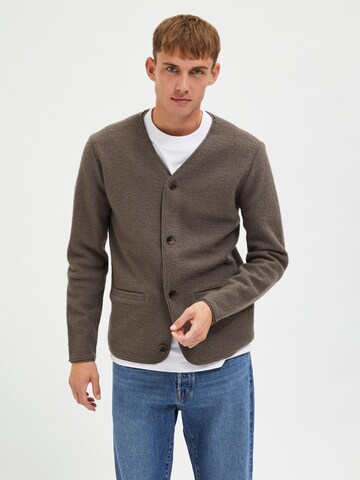 SELECTED HOMME Gebreid vest in Bruin: voorkant
