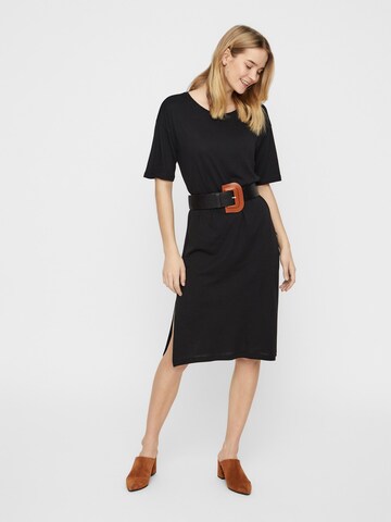 Noisy may Dress 'Mayden' in Black