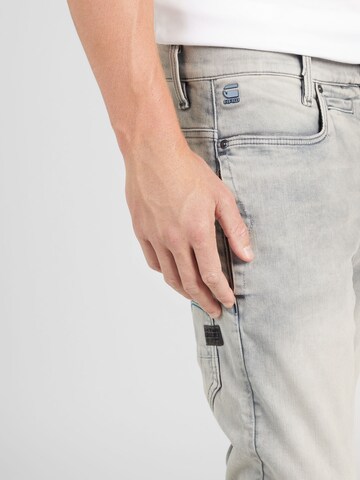 Coupe slim Jean 'D-Staq' G-STAR en gris