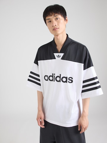 ADIDAS ORIGINALS T-shirt i vit: framsida