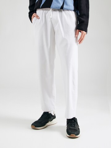 HOLLISTER Дънки Tapered Leg Панталон в бяло: отпред