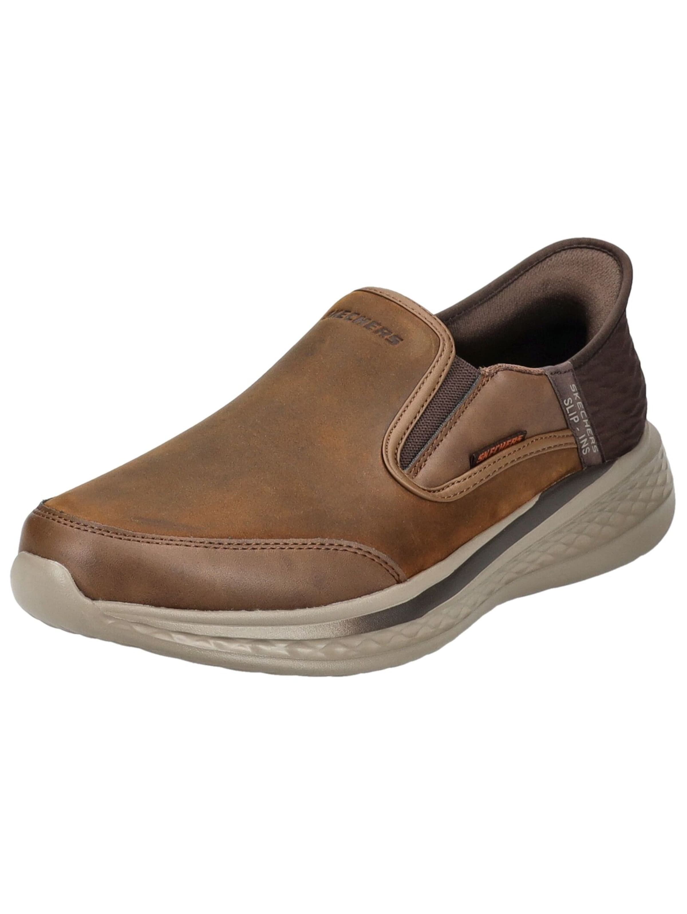 Chaussure basse 'Cooper' SKECHERS en marron : devant