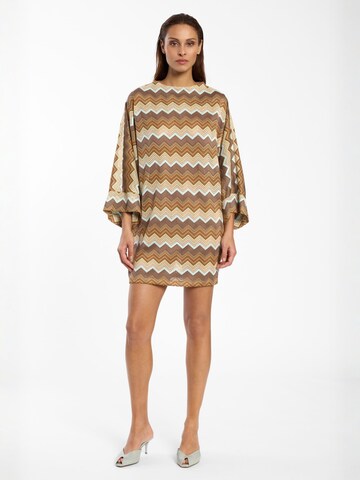 Ana Alcazar Gebreide jurk 'Dirli' in Bruin