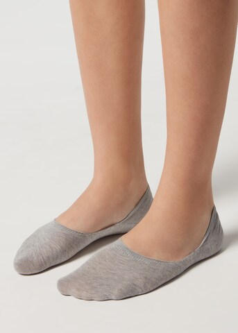 CALZEDONIA Ankle Socks in Grey: front