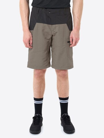 VAUDE Regular Outdoor trousers 'Qimsa II' in Grey: front