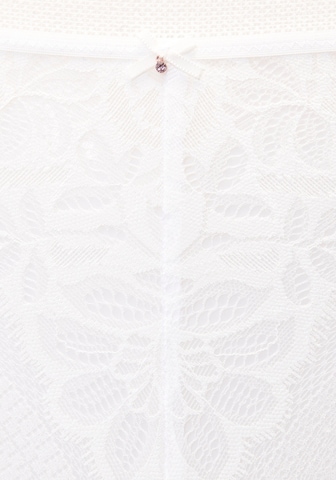 balts s.Oliver Stringu biksītes