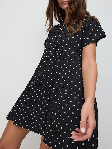 No Matter What Kleid in Schwarz