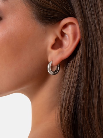 GOOD.designs Oorbellen 'Chunky' in Zilver: voorkant