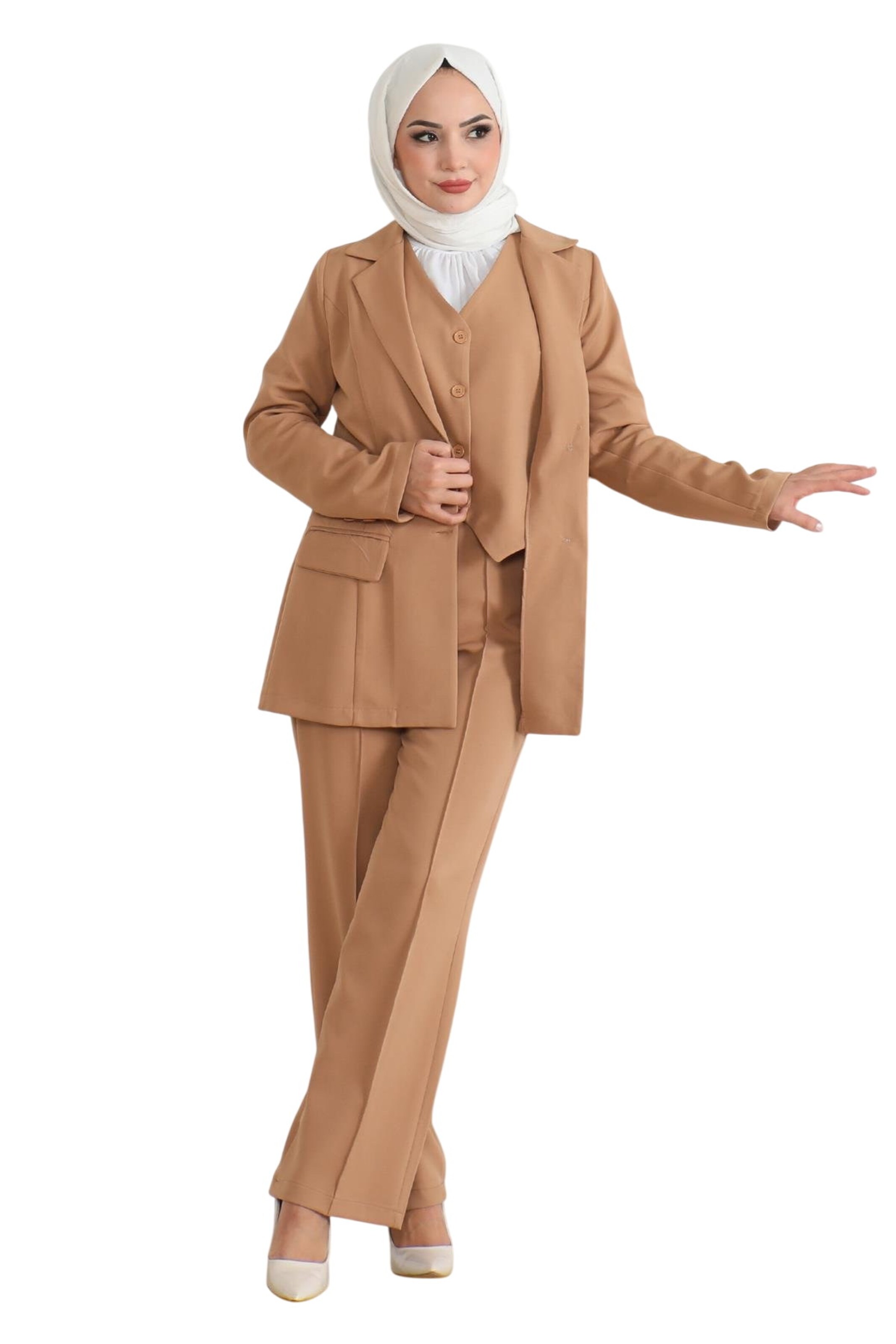 MODAMIHRAM Broekpak in Bruin: voorkant