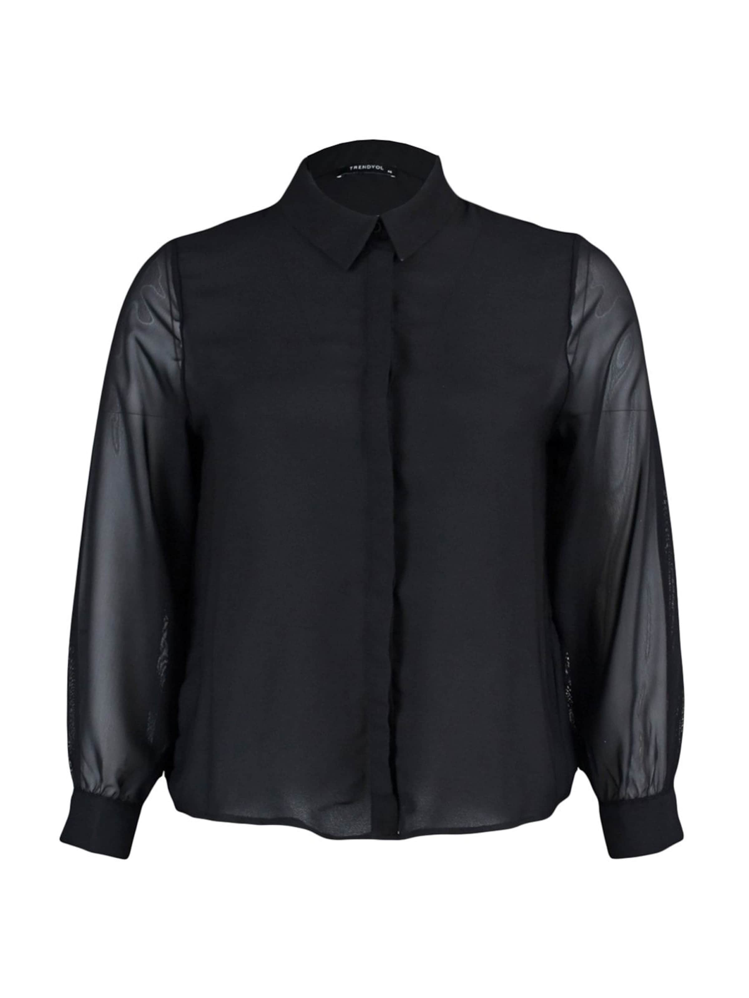 Trendyol Curve Bluse in Schwarz: Vorderseite