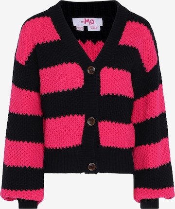 Geacă tricotată de la MYMO pe roz: față