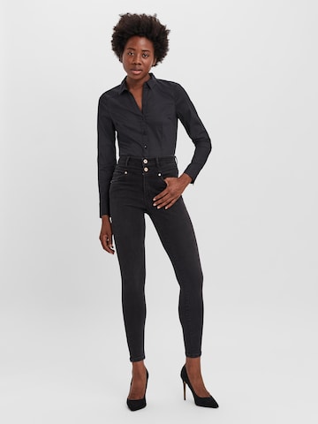 VERO MODA Bluzka body w kolorze czarny