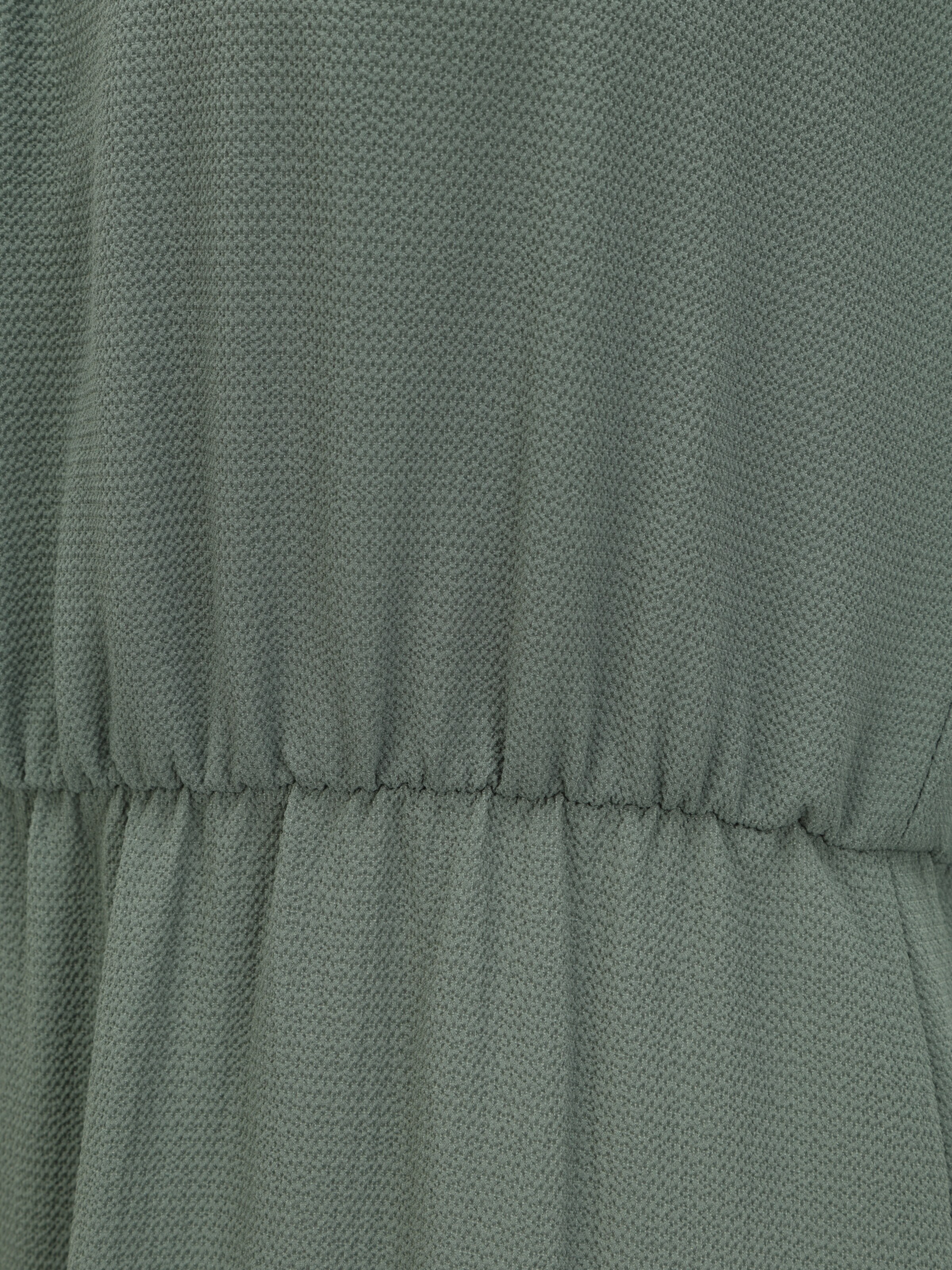 Vero Moda Petite Платье 'SASHA' в Зеленый