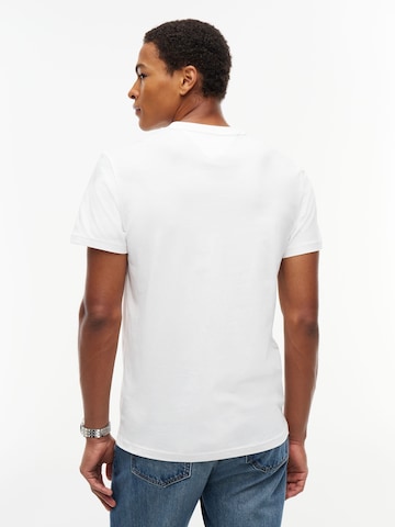 Tommy Jeans - Camiseta en blanco
