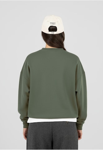 Prohibited Sweatshirt 'Berlin' in Grün