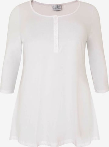 Yoek Shirt in White: front