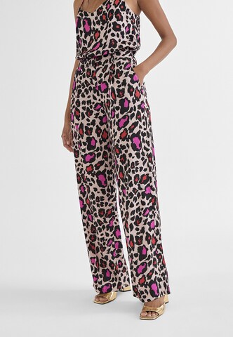 Lola Casademunt Wide leg Trousers in Beige: front