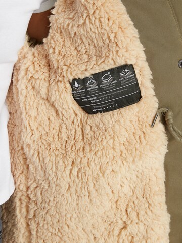Volcom Winterparka 'LESS IS MORE' in Beige