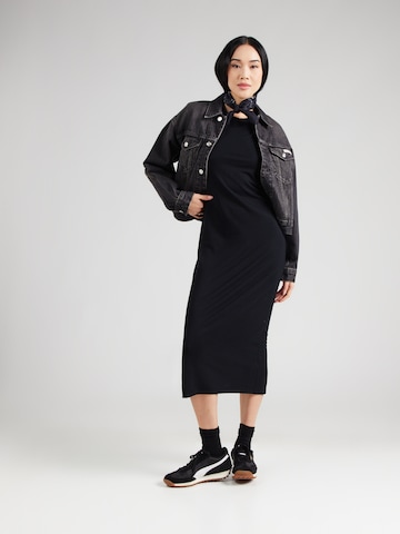 Superdry - Vestido en negro