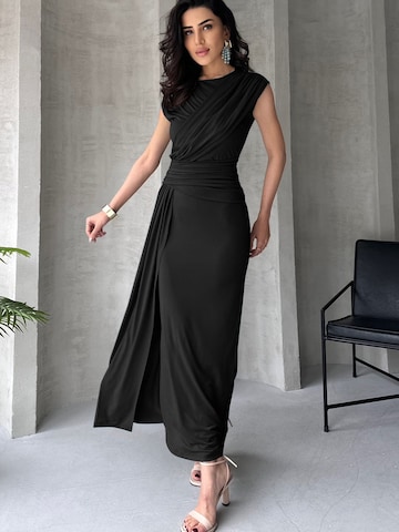 Trendyol Estélyi ruhák - fekete