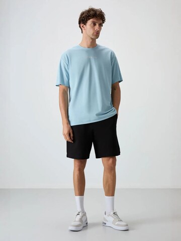 Tommy Life T-Shirts in Blau