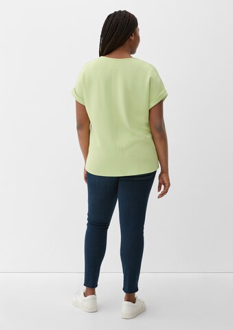 TRIANGLE Shirt in Green