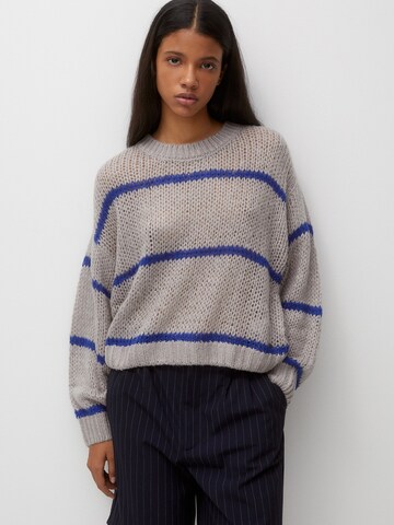 Pull&Bear Sweater in Grey: front