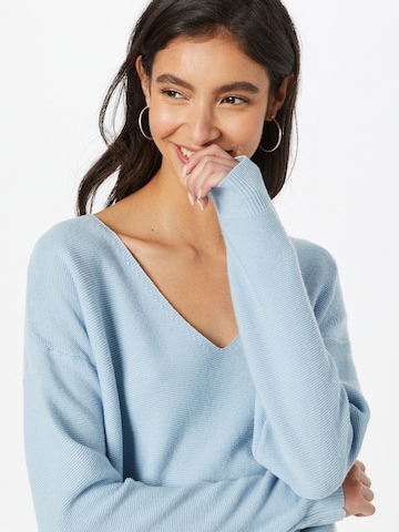 Cream Sweater 'Sillar' in Blue