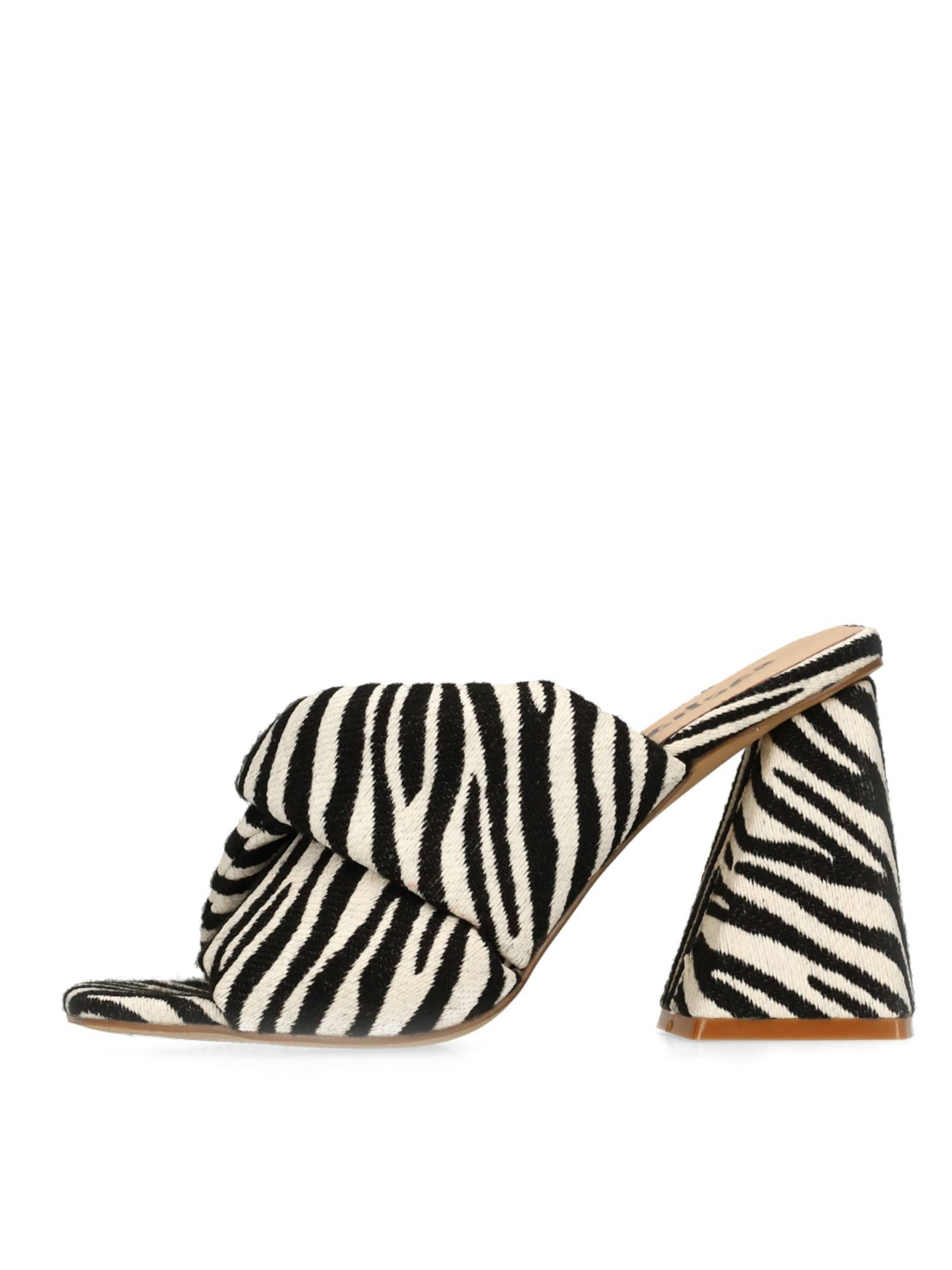 SACHA Sandales en noir / blanc, Vue avec produit