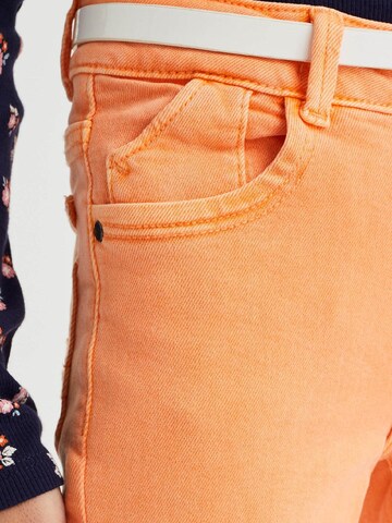 WE Fashion Flared Jeans in Orange