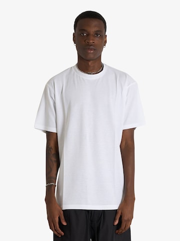 T-Shirt LOW BRAND en blanc : devant