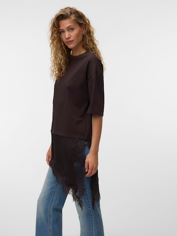 VERO MODA - Camiseta 'VMElly' en marrón
