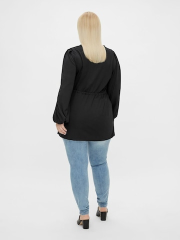 Mamalicious Curve Shirt 'MLPICAS TESS' in Zwart