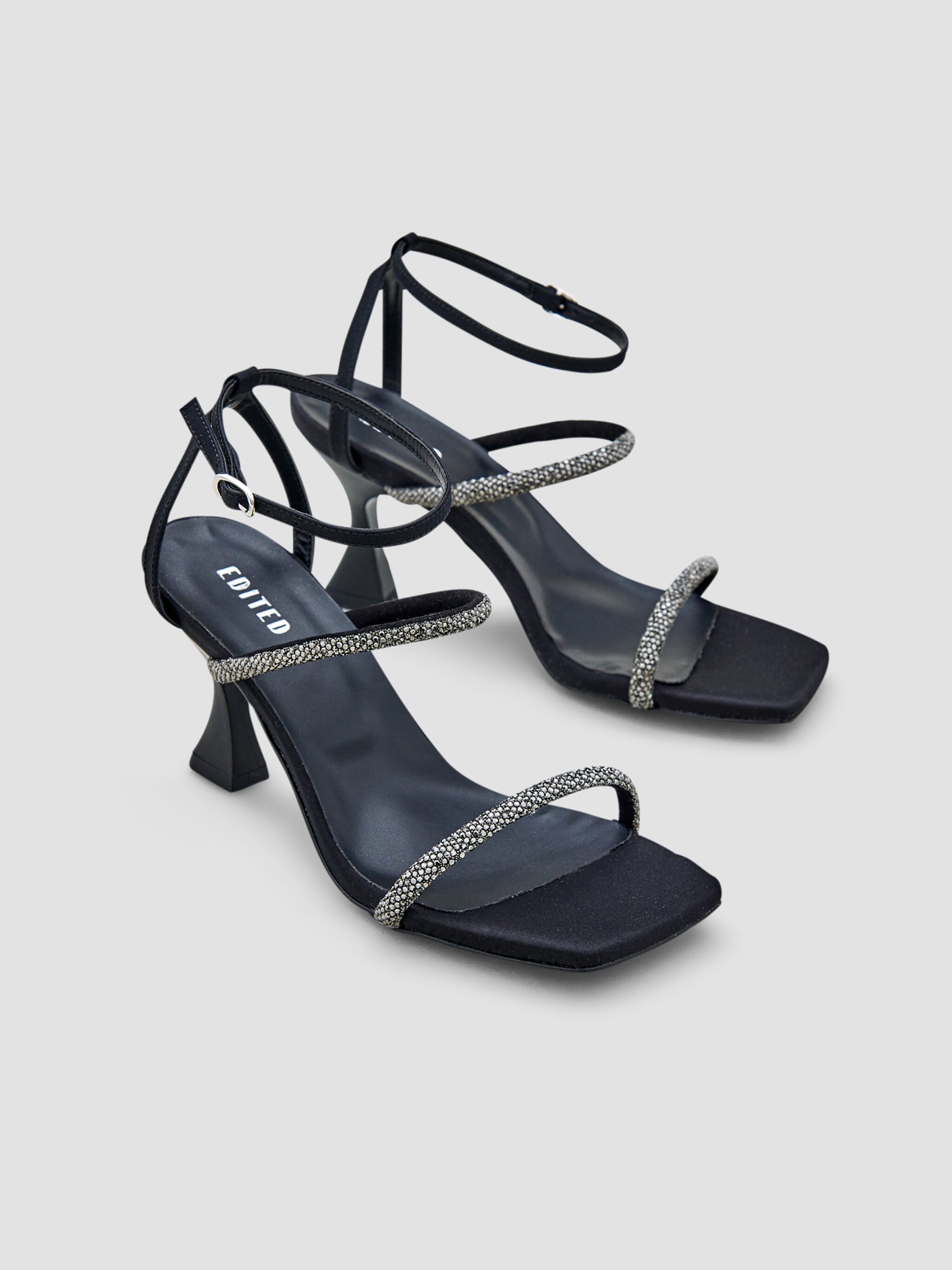 EDITED Produkte Sandalen 'Viktoria' schwarz