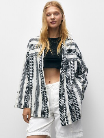 Pull&Bear Kimono in White: front