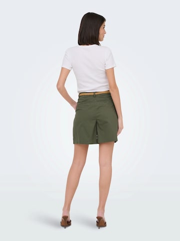 JDY Loosefit Shorts 'JDYCHICAGO' in Grün