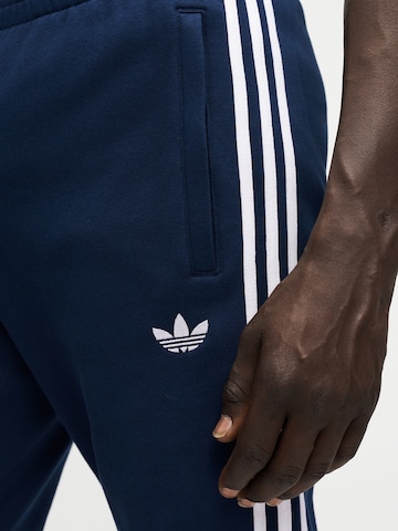 ADIDAS ORIGINALS Tapered Παντελόνι σε μπλε