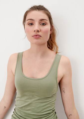 QS Top in Green