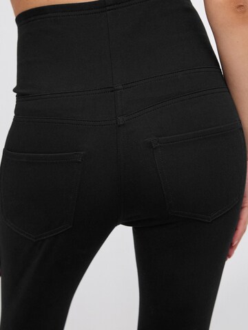 Next Skinny Legginsy w kolorze czarny