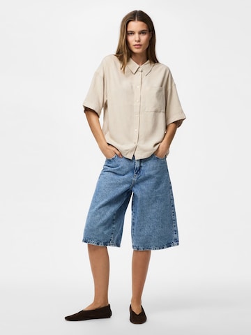 Camicia da donna 'PCVinsty' di PIECES in beige
