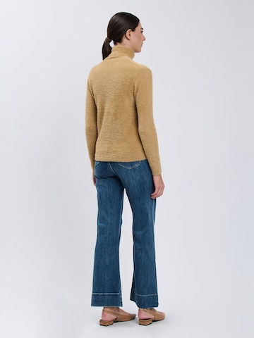 Pullover di Influencer in marrone