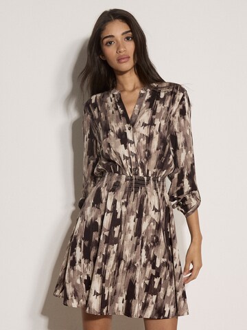 Apricot Jurk ' Minikleid im Utility-Stil ' in Zwart: voorkant