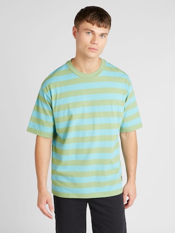 Levi's Skateboarding Shirt in Blue: front